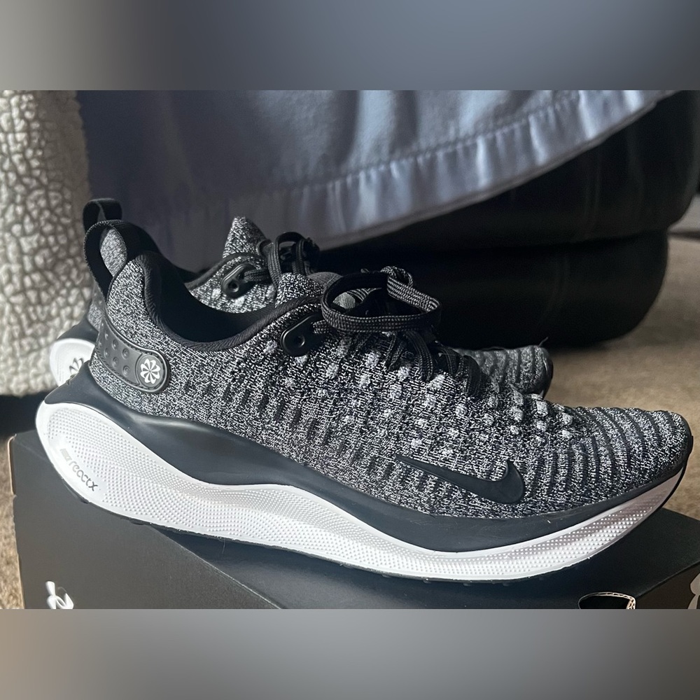 Nike ReactX Infinity Run 4 womens shoe. Grey, black, and white. Size 7.5